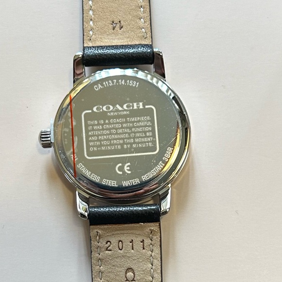 Coach Grand Watch With 28mm Coach Signiture Face - Picture 2 of 6